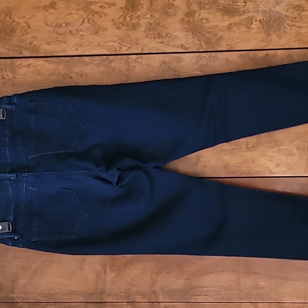 Jeans - Picture 2 of 3
